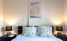 Freya 1-Bedroom Apartment In Larnaca